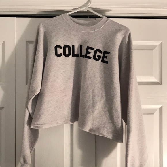 Cropped COLLEGE Pullover - Picture 1 of 2